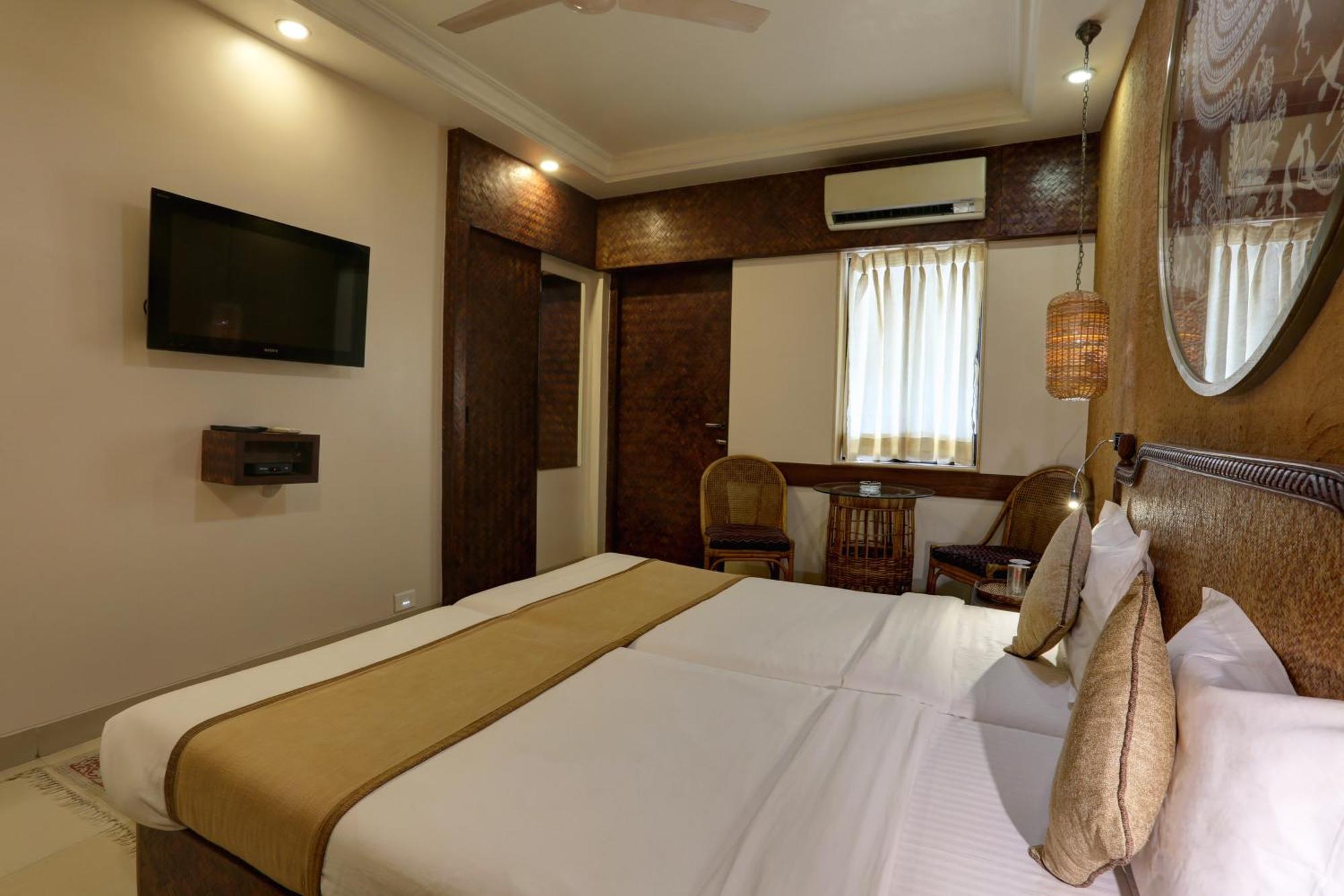 Accord Hotel Mumbai Exterior foto